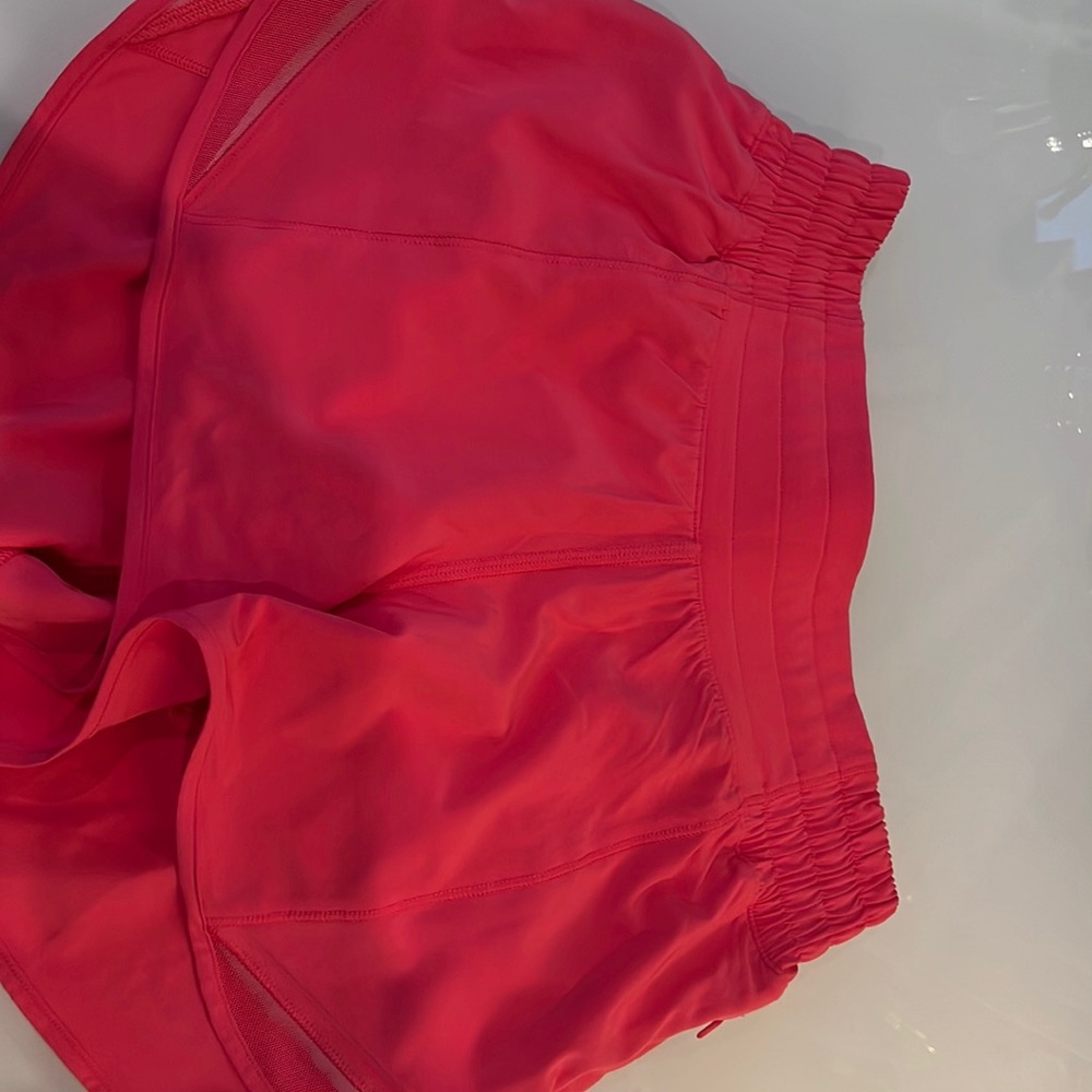 Hotty Hot High-Rise Lined Short 2.5” Size 2